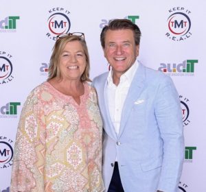 Rebekah Hill from Computer Depot Business Solutions with Robert Herjavec